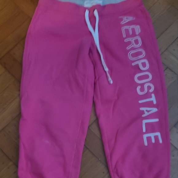 HP🔥🔥Vintage late 90's cropped joggers/sweats from aerplopostale - Picture 2 of 3